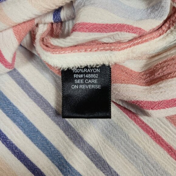 Torrid Pastel Striped Top Size Large Cream Ruffle Sleeveless Feminine Preppy - Picture 6 of 7